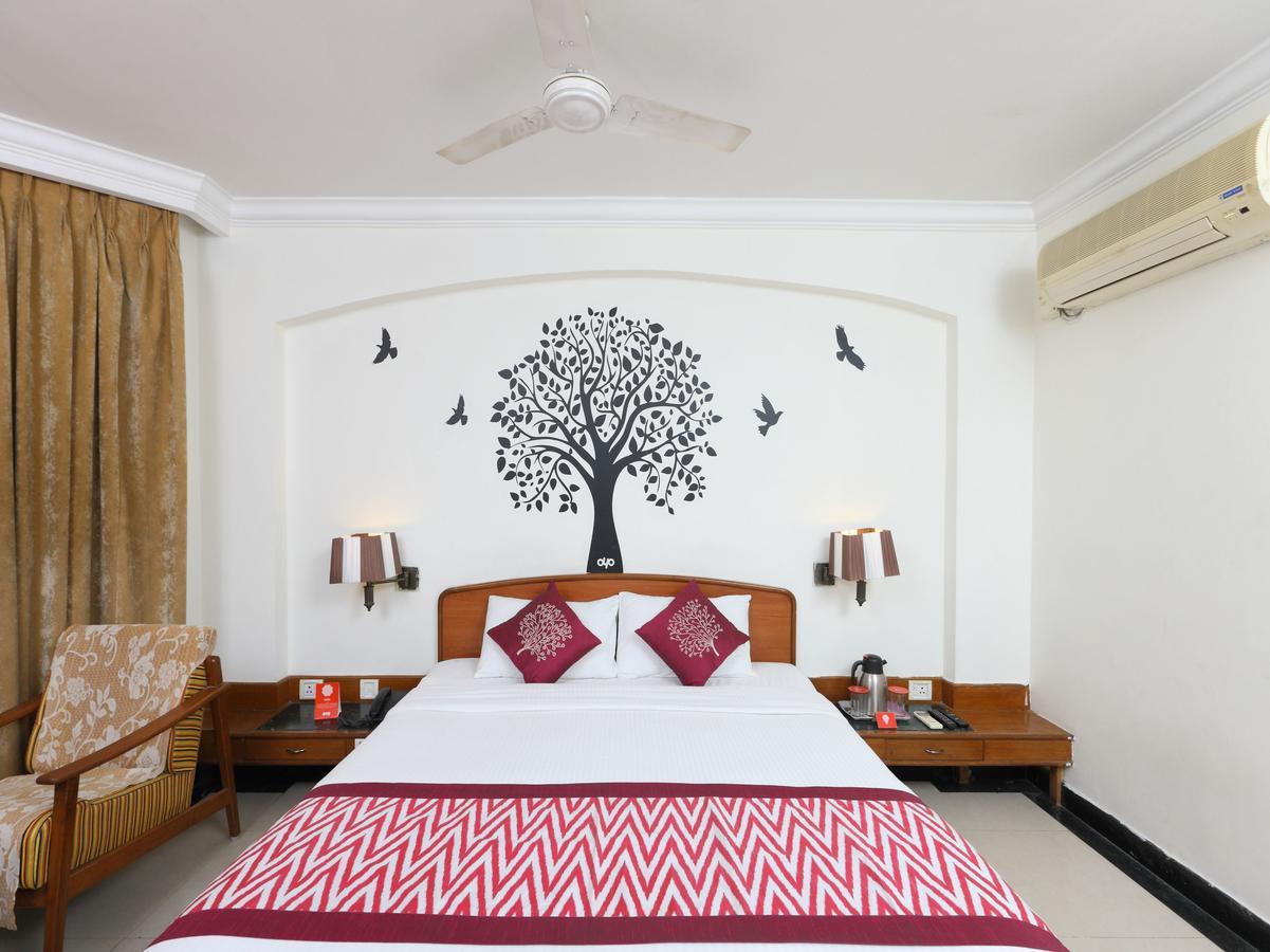 Oyo 1081 Hotel Sindhu International Tirupati Bagian luar foto
